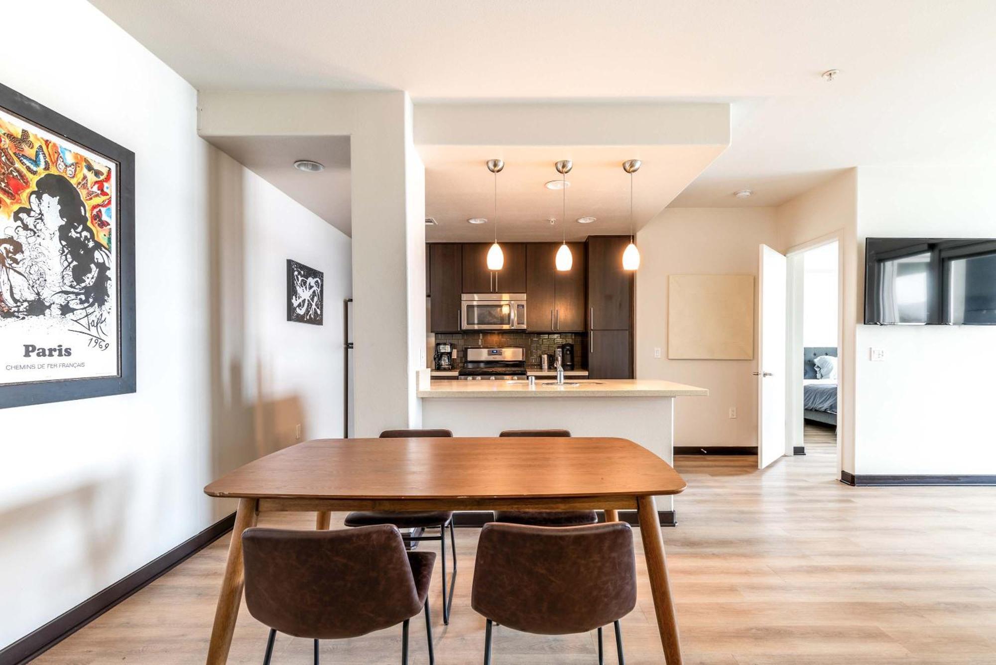 New 2br Weho Getaway D Apartamento