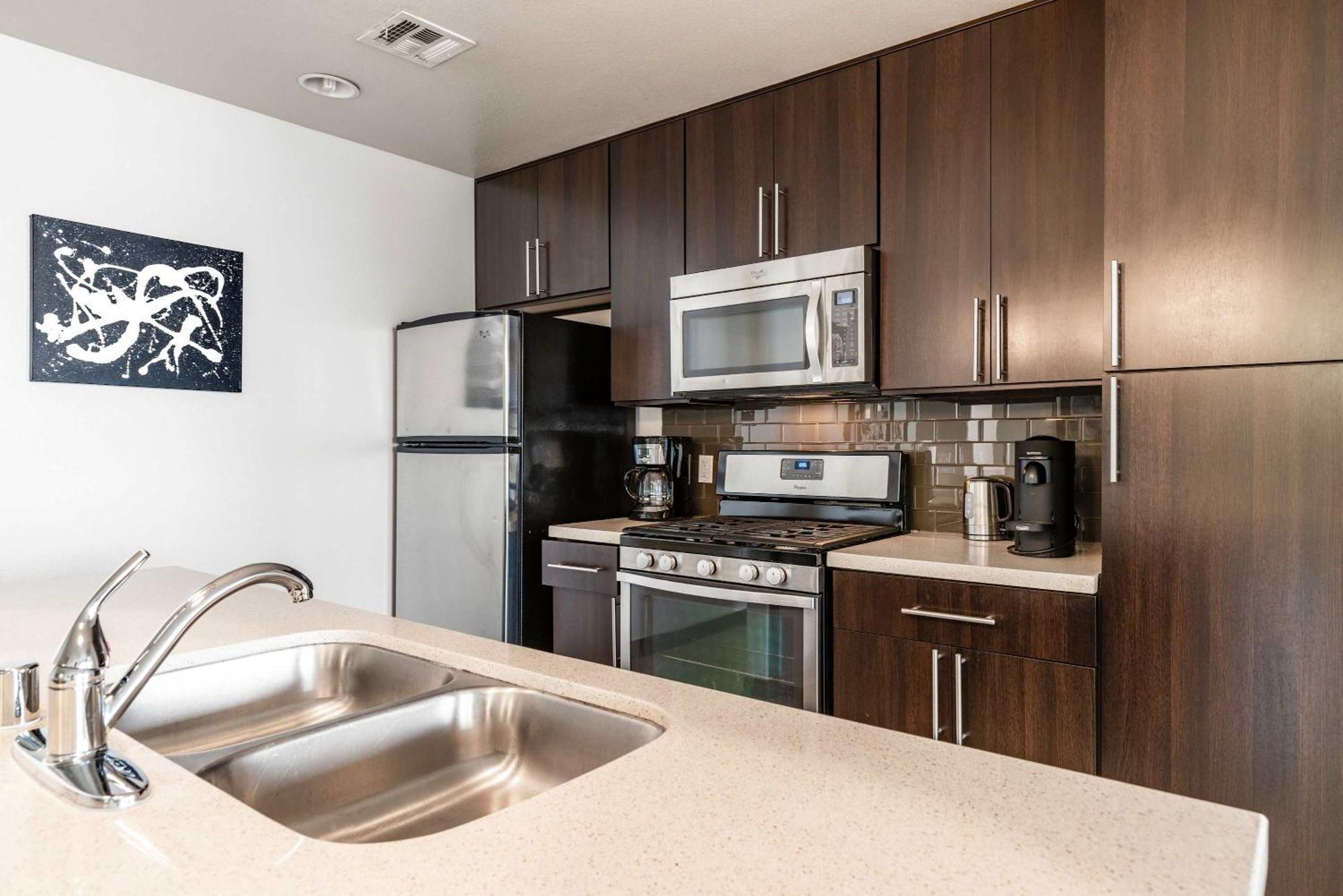 Apartamento New 2br Weho Getaway D *